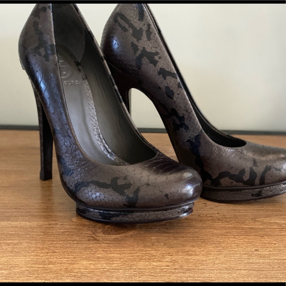 Tory Burch platform pumps